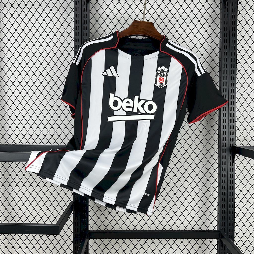Maillot Besiktas (Beşiktaş) Extérieur 2025/2026
