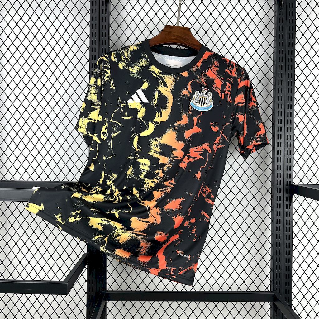 Maillot Newcastle Avant-Match 2025/2026